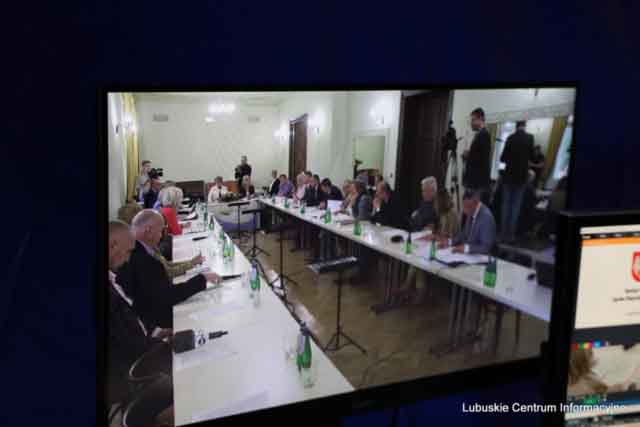 Posiedzenie sejmikowej Komisji ds. Klimatu w Regionalnym Centrum Animacji Kultury Fot. Dariusz Nowak