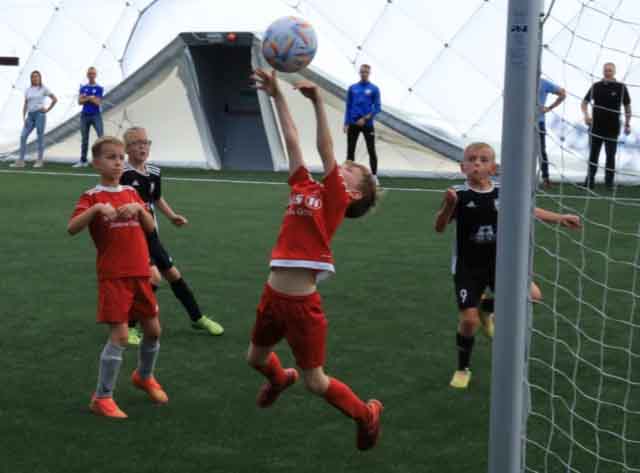 Otwarcie zadaszonego boiska piłkarskiego w Zielonej Górze