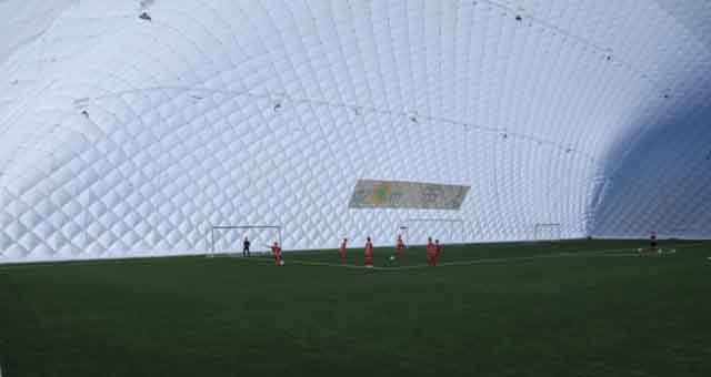 Otwarcie zadaszonego boiska piłkarskiego w Zielonej Górze