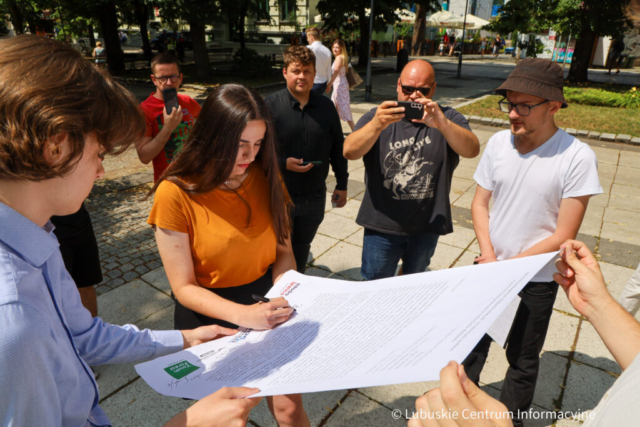 KONFERENCJA MŁODZIEŻÓWKI-02