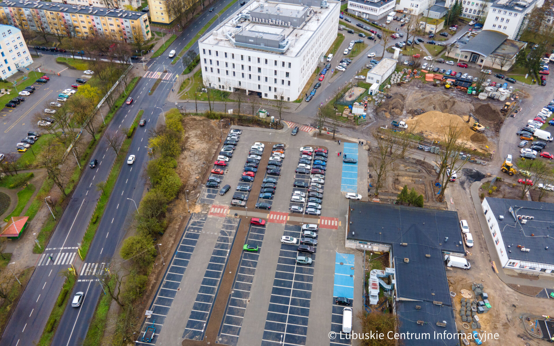 Nowy parking na terenie Szpitala Uniwersyteckiego w Zielonej Górze-5