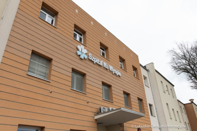 Rozbudowa szpitala na wyspie w Żarach. 03.04.2024