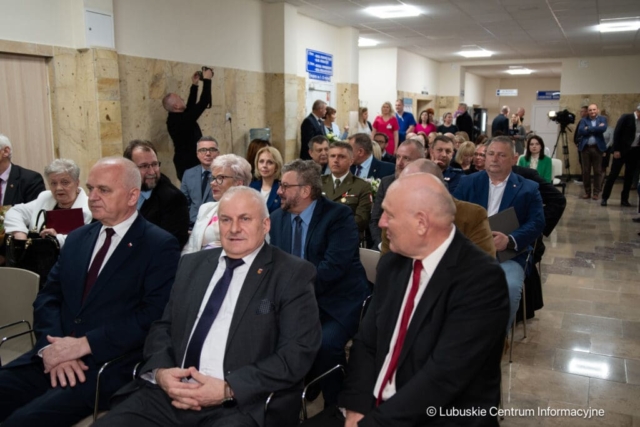 Rozbudowa szpitala na wyspie w Żarach. 03.04.2024