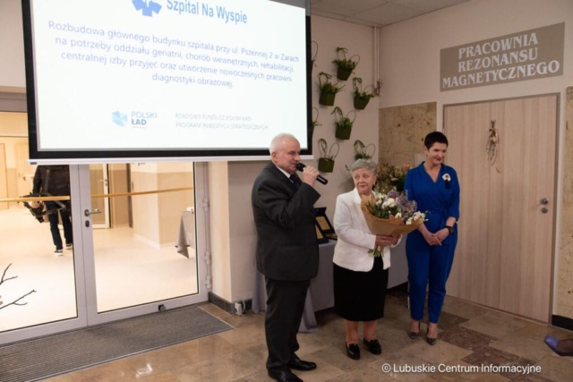 Rozbudowa szpitala na wyspie w Żarach. 03.04.2024