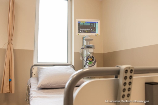 Rozbudowa szpitala na wyspie w Żarach. 03.04.2024