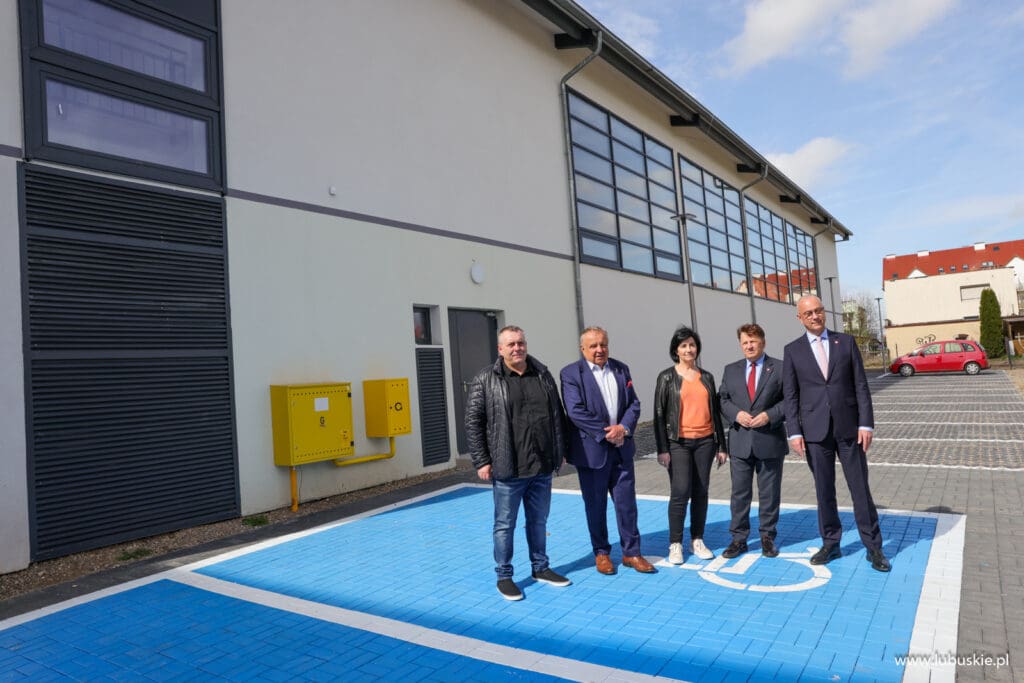 WIZYTA W NOWEJ HALI SPORTOWEJ W SŁUBICACH