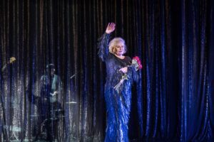 Krystyna Janda w monodramie „My Way”, który był osobistą opowieścią artystki o jej życiu, karierze i twórczości.