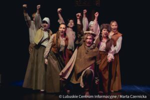 Premiera musicalu w Teatrze im. Juliusza Osterwy (fot. M. Czernicka)