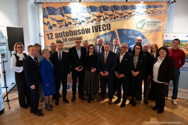 Dofinansowanie na komunikacje powiatowo-gminną krośnieńskiego obszaru funkcjonalnego. 21.11.2025