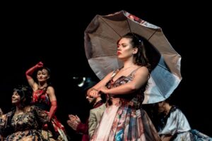 „Lalka”, która śni o współczesności (fot. Paweł Kamrad/Teatr im. J. Osterwy)