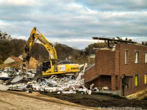 Rozbiórki pod budowę północnej obwodnicy Gorzowa wzdłuż Kłodawki.